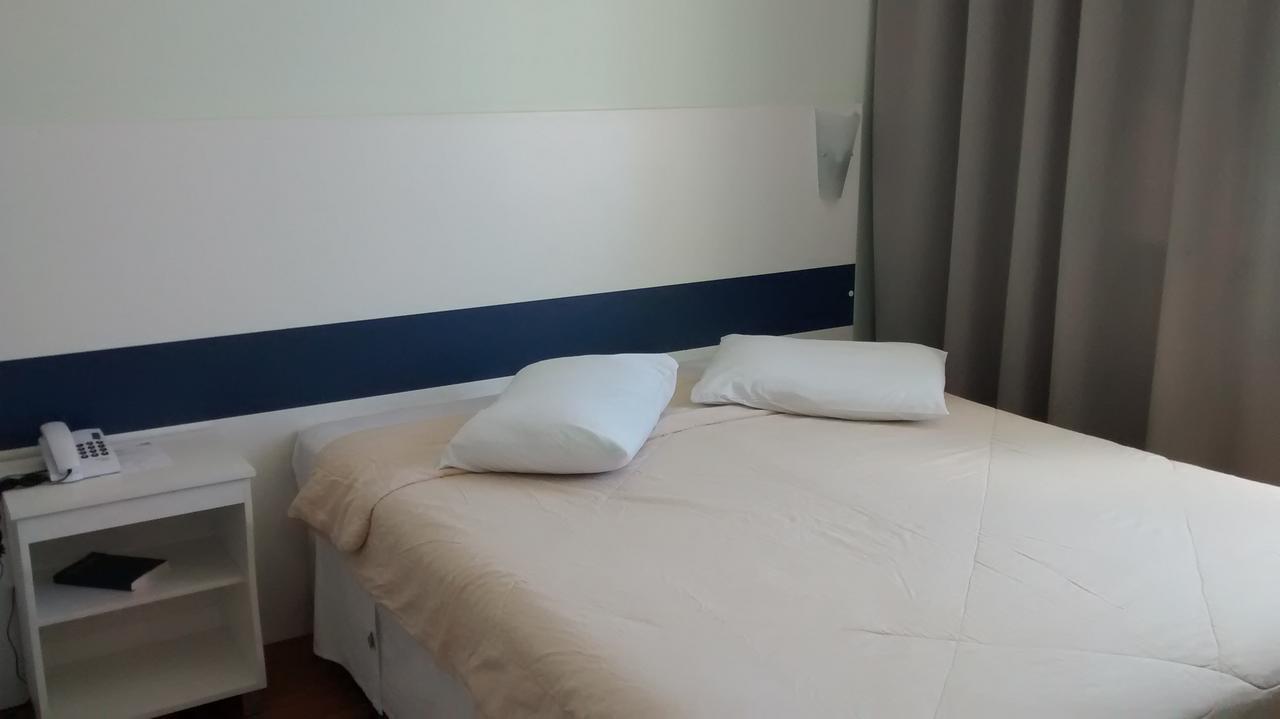 Turis Hotel Passo Fundo Esterno foto